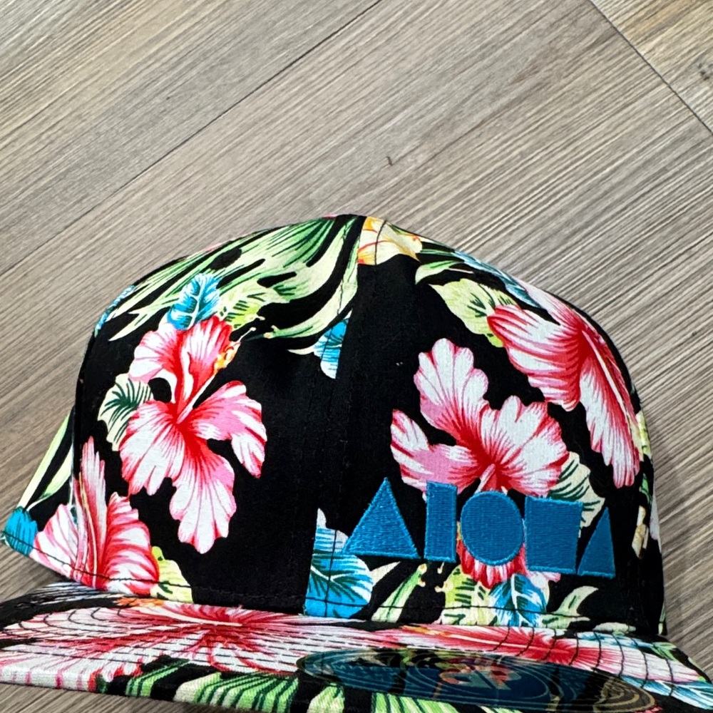 Aloha SnapBack Hat - Picture 2 of 4